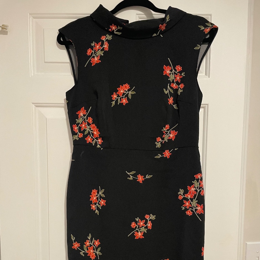 Ann Taylor Black Floral Sleeveless Dress
